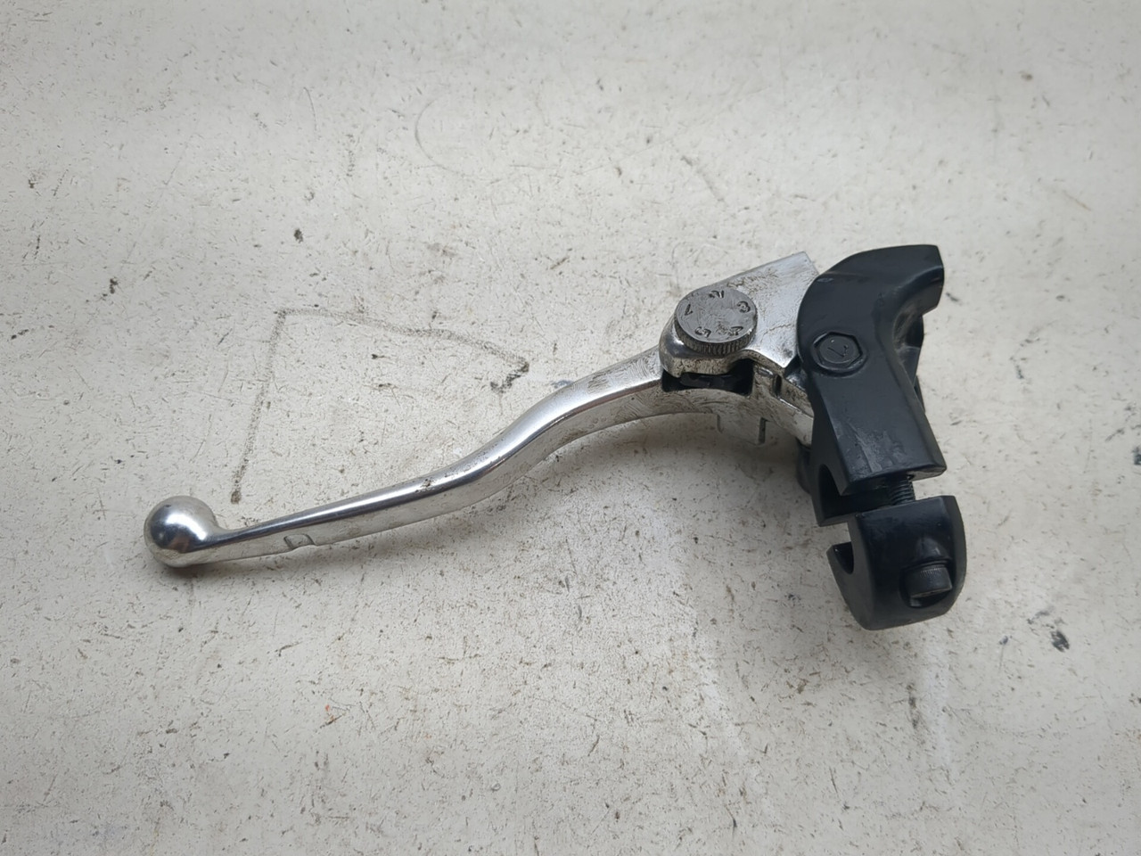 せい 17-26 Kawasaki Ninja 650 EX650 Front Left Clutch Lever Assembly