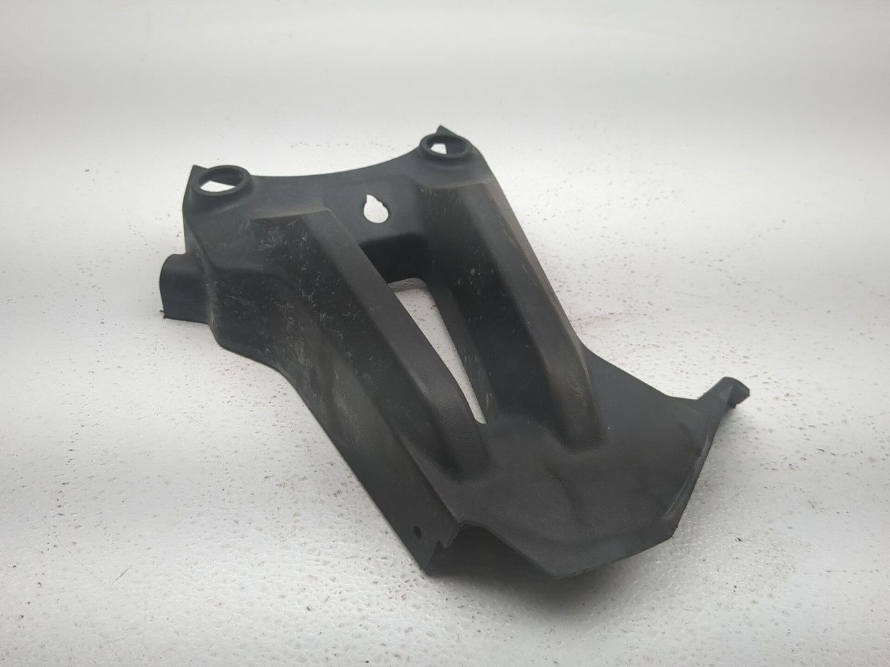 19-26 Can Am Ryker 900 Left Fender Trim Support Cover 705013305