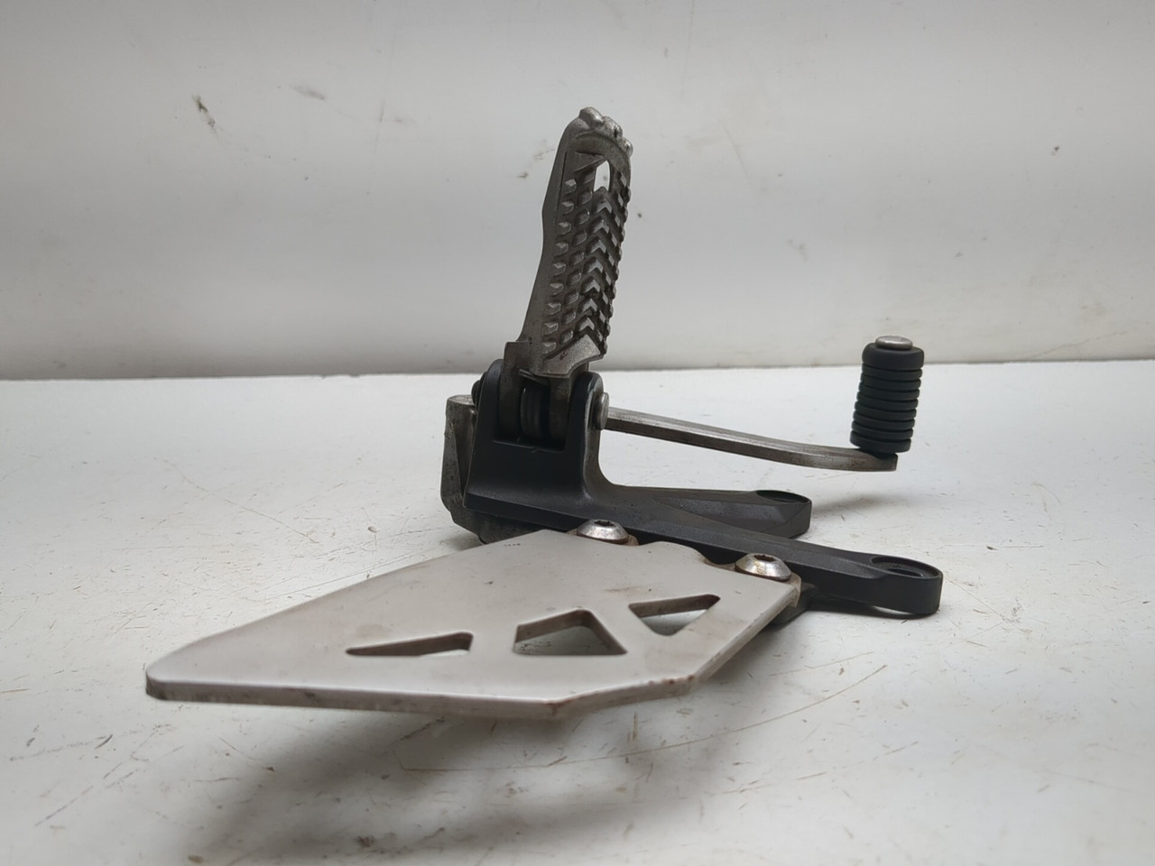 21-24 Kawasaki ZX10R Ninja ZX 10 Front Left Rearset 35063-1521-18R
