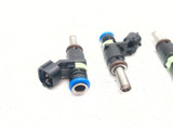 18-24 Ducati Panigale V4S Fuel Injector Set Lower 28040461B