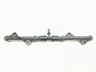 16 17 18 Kawasaki ZX10R Fuel Injector Injection Rail A