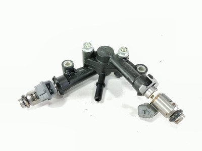 08-Up APRILIA SL750 SHIVER Fuel Injectors 872178