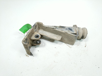 2010 Kubota RTV 900 RTV900 Rear Left Mount Bracket Spring Shackle