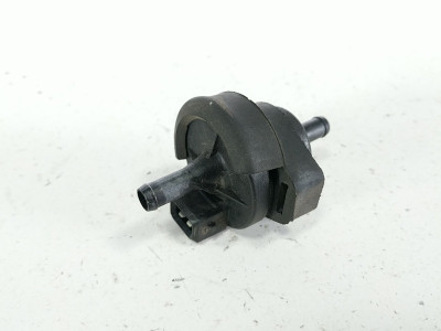 13 BMW F700GS F700 GS Breather Air Valve