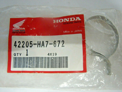 NOS Honda 1986 Fourtrax 350 TRX350 Drive Shaft Boot Band B 42205-HA7-672