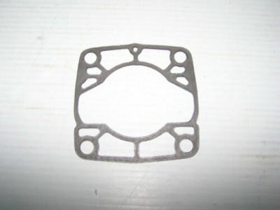 Suzuki GT380 Sebring Cylinder Base Gasket 11241-33000 QTY 2