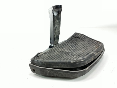 17 Harley Freewheeler FLRT Left Rearset Front Driver Floor Board Damaged