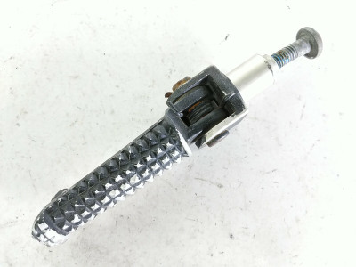 04 Yamaha YZF-R6 R6S Foot Peg Damaged