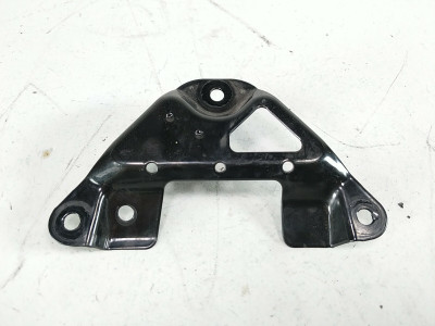 19 Husqvarna Svartpilen 401 Mount Bracket A