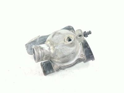 02 Kawasaki Ninja ZZR1200 Thermostat and Housing