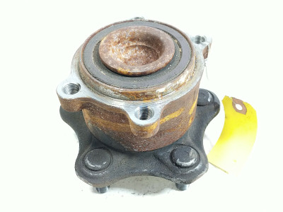 16 Polaris Slingshot SL Front Left Driver Side Wheel Hub Bearing Damaged