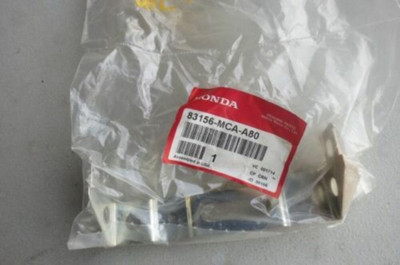 NEW Honda GL1800 83156-MCA-A80 STAY AUTO CRUISE CONTROL NEW Honda GL1800 83156-MCA-A80 STAY AUTO CRUISE CONTROL