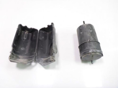 06 BMW F650 GS  EVAP Emissions Can Canister Vacuum Pump Case 0150186