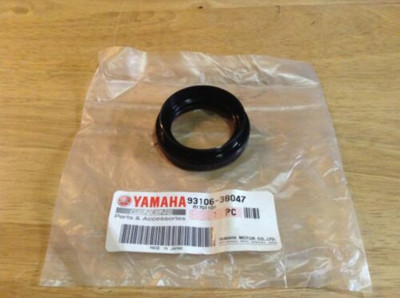 Yamaha FRONT OUTER WHEEL SEAL Big Bear Kodiak YFM400 YFM450 93106-38047