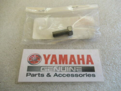 Yamaha Marine Outboard Bolt 97095-08020 OEM New Factory Boat Parts QTY3