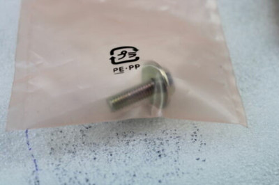 Suzuki Boulevard DRZ250 Intruder TL1000S OEM Clutch Spring Bolt 21482-13E00 [QTY 2]