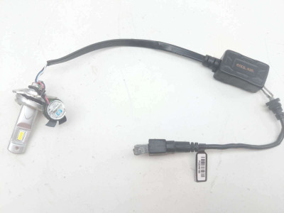 08 18 Suzuki GSX1300R Hayabusa Front Headlight Head Light Lamp Bulb