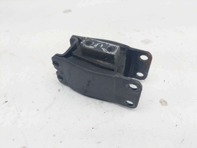 14 Harley Davidson FLD Switchback Front Engine Motor Mount Bracket (B)