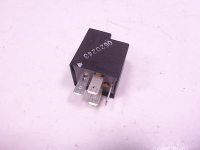 03 BMW R1150RS Relay Black (B)