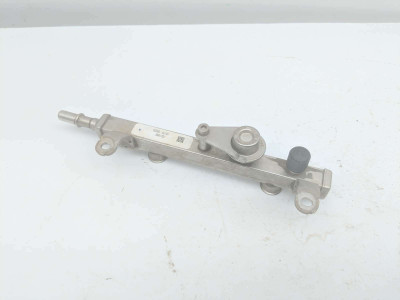 19 Polaris RZR 900 Fuel Injector Rail Without Injectors