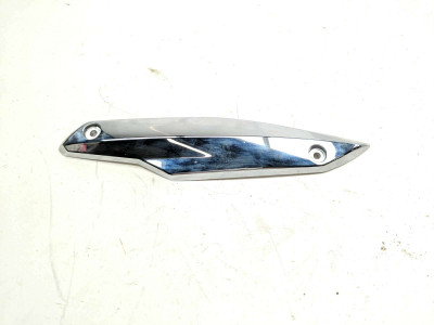 13 BMW K1600 GTL Front Right Windshield Wind Screen Trim K