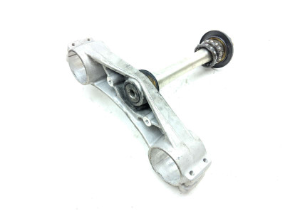 08 Suzuki Hayabusa GSX1300R Gen 2 Bottom Lower Triple Steering Tree Clamp