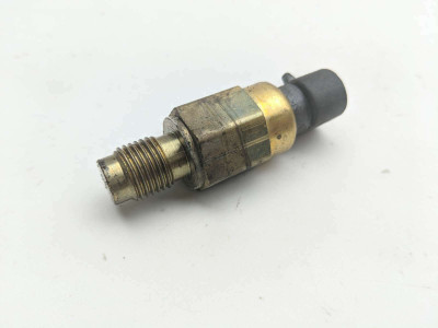 05 Harley Davidson FXDLI Dyna Low Rider Engine Motor Temp Temperature Sensor