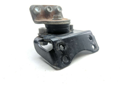 03 Harley Davidson VROD VRSCA Engine Motor Mount Bracket