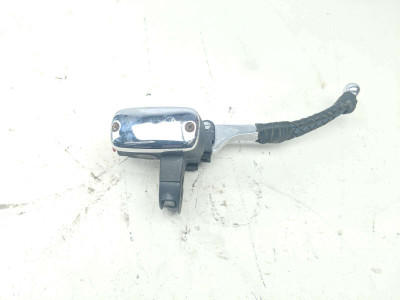 93 Honda GL1500 Goldwing 1500 Right Front Brake Master Cylinder w/ Lever