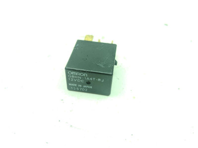 18 Triumph Street Twin Relay G8HN-1A4T-RJ (B)