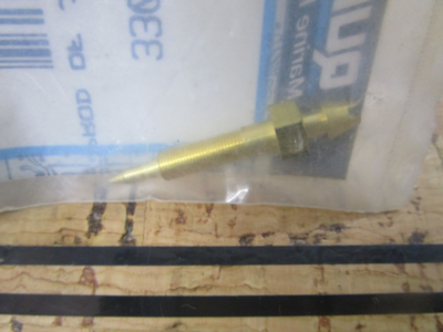 Mercury Marine Quicksilver OEM New Flange Screw 3302-9052