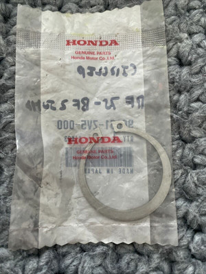 Genuine Honda Marine Circlip Bracket & Swivel Case 90651-ZV5-000 BF75-225hp