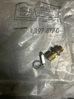 NOS OEM MERCURY QUICKSILVER NEEDLE & SEAT KIT NLA PN 1397-8770