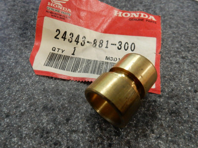 NOS Honda Seal Holder OEM 24343-881-300 NOS Honda Seal Holder OEM 24343-881-300