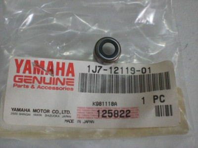YAMAHA NOS BIG BEAR 350 VALVE STEM SEAL 1J7-12119-01-00