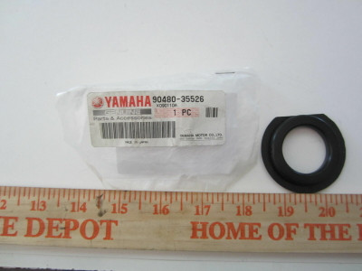 Yamaha FZR1000 FZ600 Grommet 90480-35526