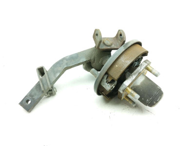 17 Club Car Carryall 700 Front Wheel Hub and Drum Brake (B)