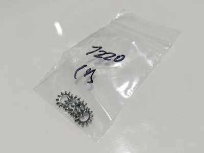 NOS OEM Harley Davidson external tooth Lockwashers P/N 7220 QTY 4