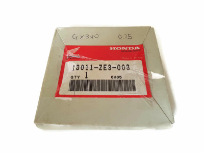 HONDA GX340 GX390 GXV390 OEM Piston Ring Set (0.25) 13011-ZE3-003
