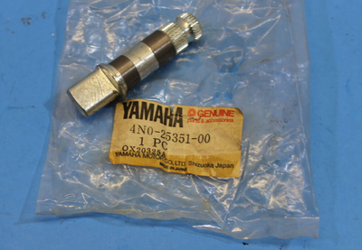 NOS OEM Yamaha 1986-1987 TT225 XT225 SRX250 Camshaft 5U7-25351-00-00