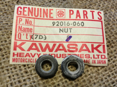 NOS Kawasaki Nut Connecting Rod KZ400 KZ550 KZ650 ZX550 92016-060 Qty 2