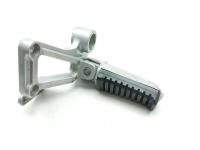 85 Kawasaki Ninja ZX600 Rear Right Passenger Foot Peg Bracket