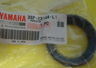 NOS Yamaha YZ250 YZ125 Oil Seal Dust OEM 3SP-23144-L1