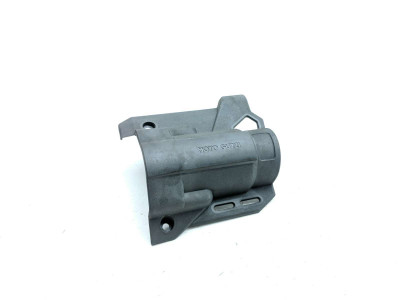 09 Moto Guzzi Norge 1200 Engine Starter Start Motor Cover 05733330