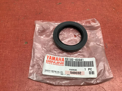 NOS Yamaha OEM Oil Seal 1985-1986 YTZ250 1987-2004 YFZ350 93102-43341