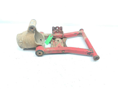 04 Polaris Sportsman 600 Twin Rear Left Wheel Carrier Spindle Knuckle