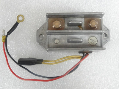 Kawasaki NOS NEW 21072-007 Regulator H1 H2 Mach IV Mach III