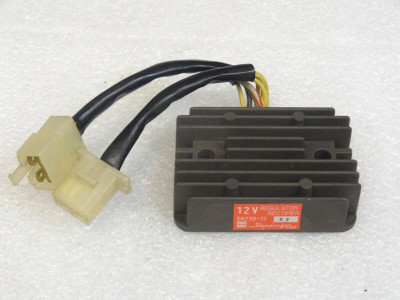 Kawasaki NOS NEW 21066-1007 Voltage Regulator KZ KZ1300