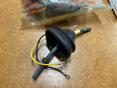 NOS OEM KAWASAKI 1969-75 H1 500 1972-75 MACH 1 MACH 2 CENTER COIL WIRE 21133-021