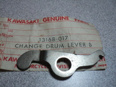 NOS Kawasaki F5 F7 F8 F81M F9 KD175 OEM Drum Lever Genuine 13168-017 QTY2